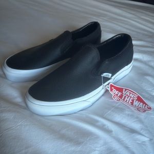 Van’s Classic Slip On - New with tags - Women’s 6.5